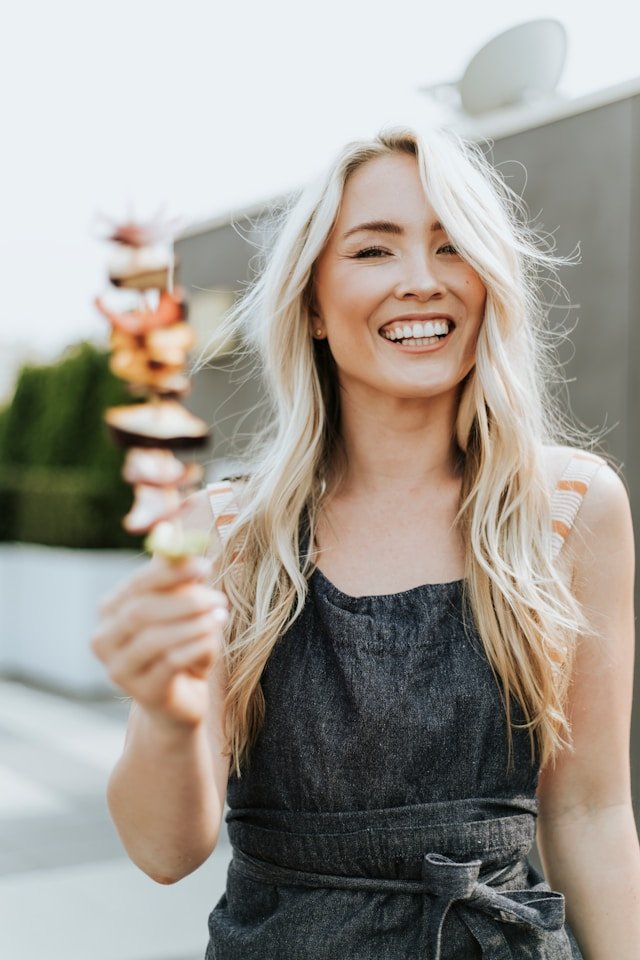 The Link Between Diet and Mental Health: Nourishing Your Mind for Better Well-Being