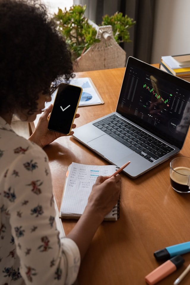 Investing for Beginners: Your Easy Guide to Starting Smart