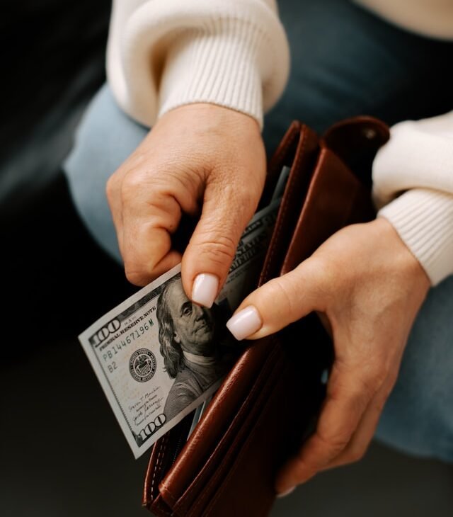 How to Start Investing with $100: Simple Steps for Beginners
