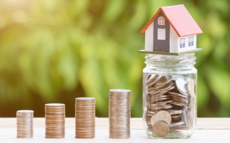 A Turning Point? Housing Market Sees Largest Seller-Buyer Gap in Over a Decade