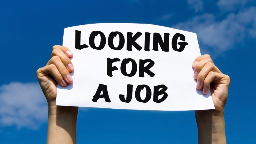 Jobs That Will Disappear by 2030 (and the Ones Replacing Them Don’t Exist Yet)